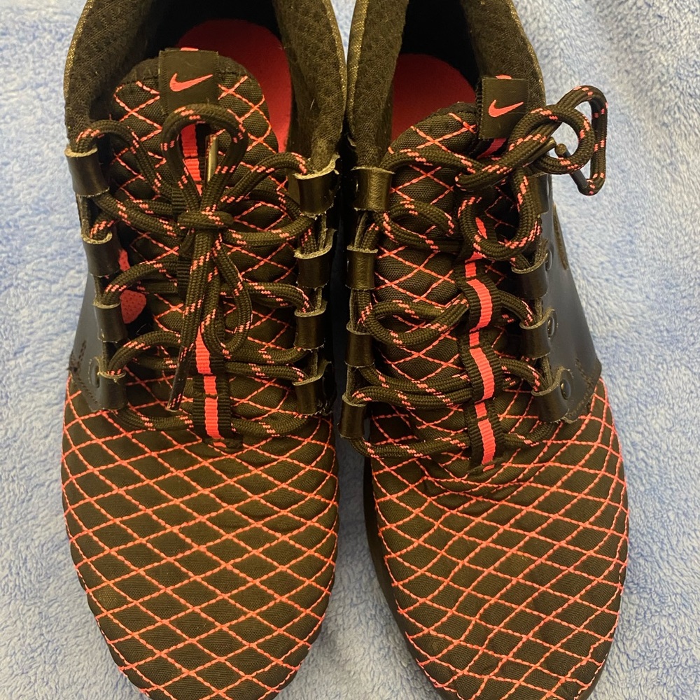 Nike Roshe One Mid Pink Black Leather sneakers youth7Y Women’s Sz 8.5 807576-001